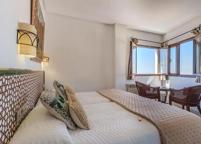 Otel Mirador Arabeluj *